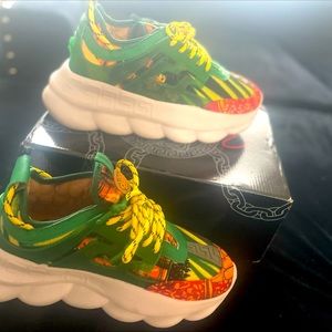 Versace Chain Reaction size 8.5 / 42